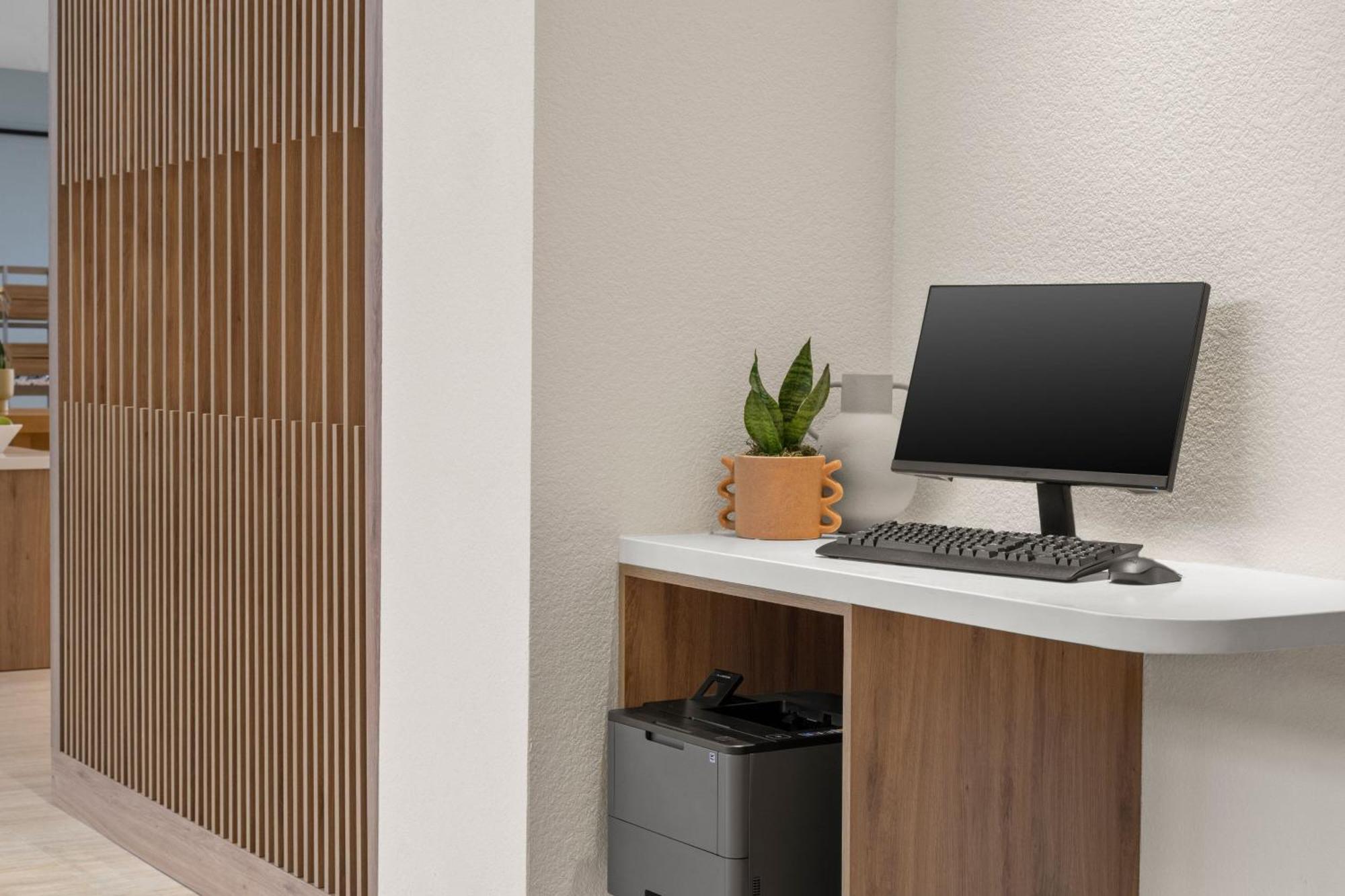 Element Springfield South Hotell Exteriör bild