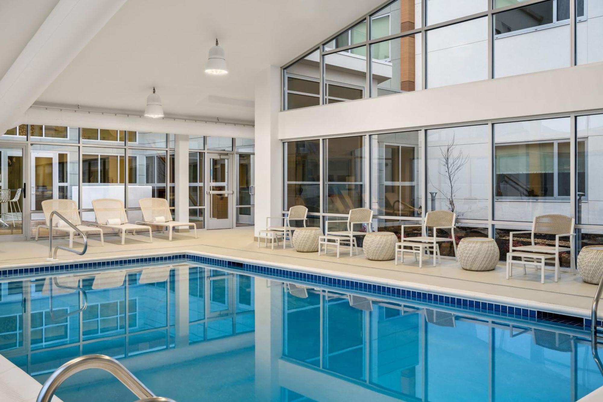 Element Springfield South Hotell Exteriör bild